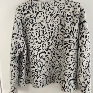 H&M Women's White Animal Print Fuzzy Sweater